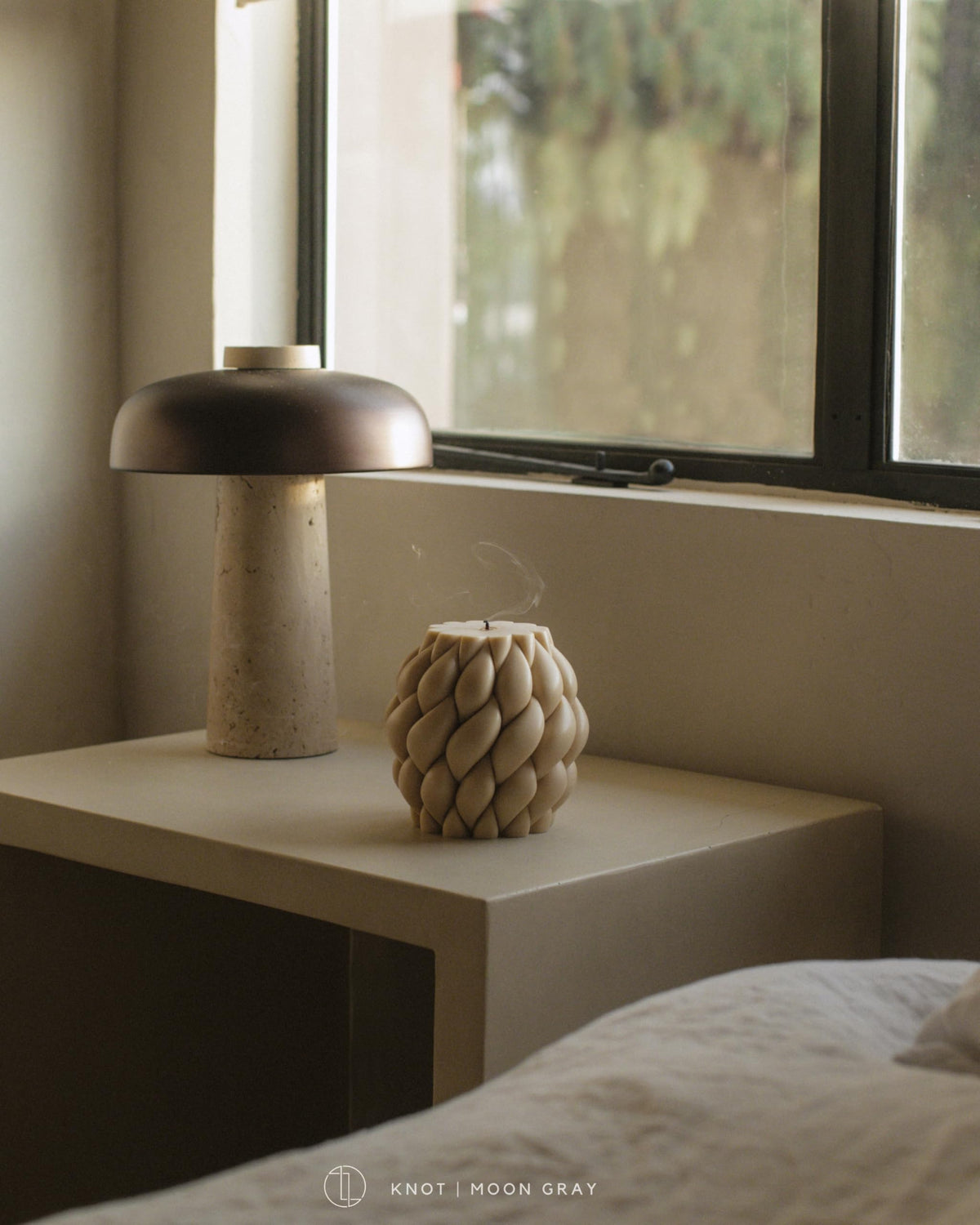 Lawa Knot Ball Candle