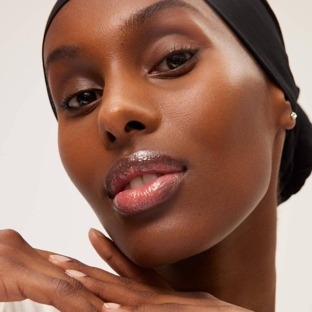 Summer Fridays Lip Butter Balm - Moisturizing Lip Gloss for Instant Shine + Sheer Color