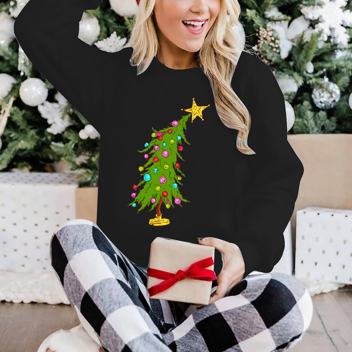 Christmas Sweatshirts for Women Cute Christmas Tree Graphic Long Sleeve Shirt Xmas Holiday Party Pullover Blouse