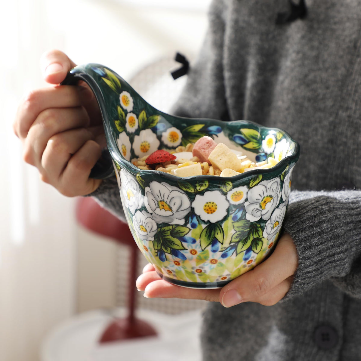 Alma Handpainted Microwavable Soup Bowl with Loop Handle 18.6Oz, Cereal Bowl with Handle