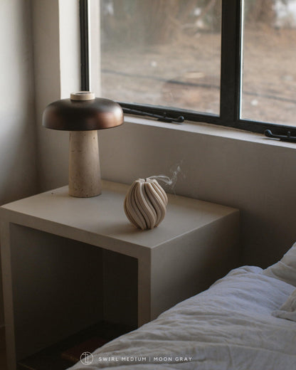 Lawa Swirl Candle