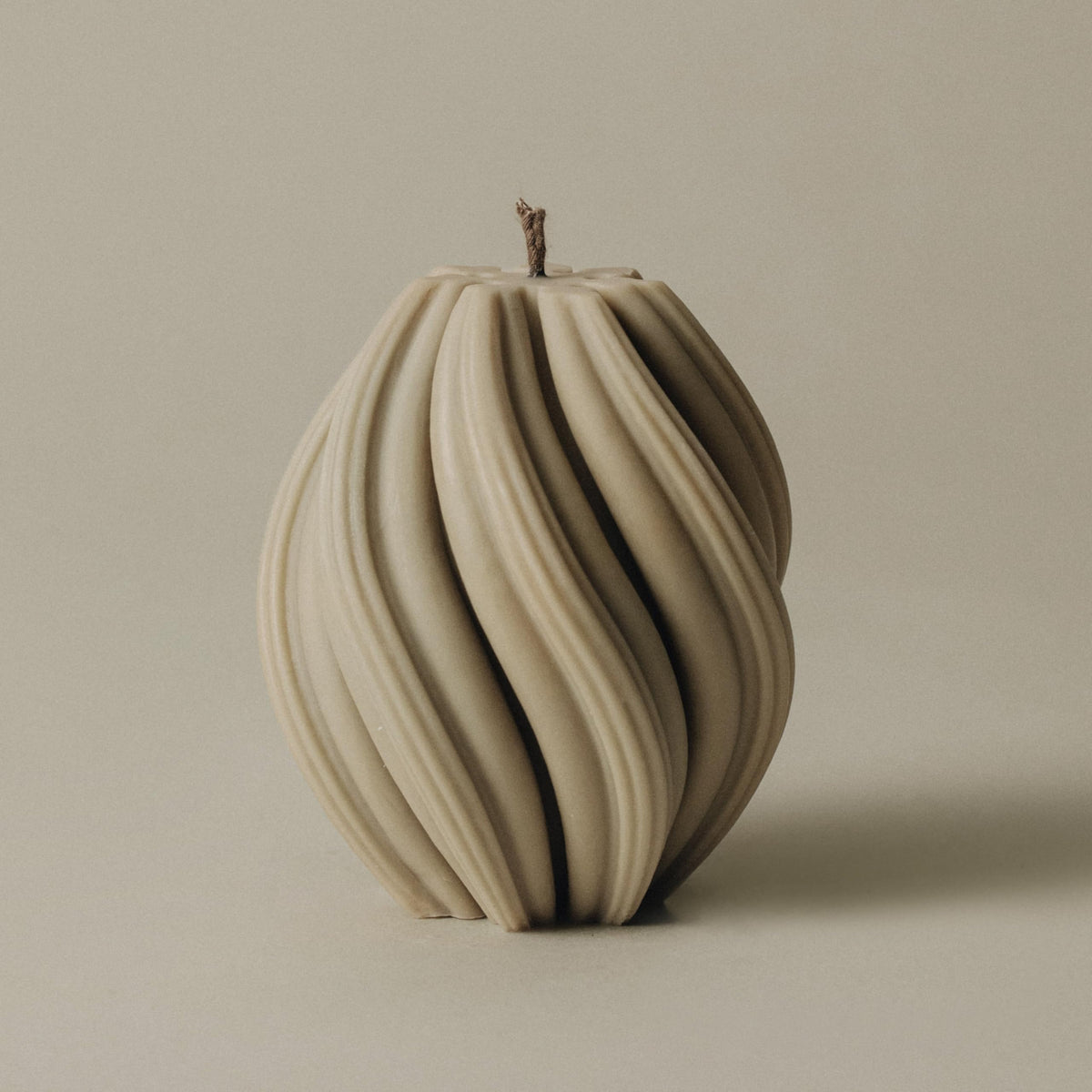 Lawa Swirl Candle