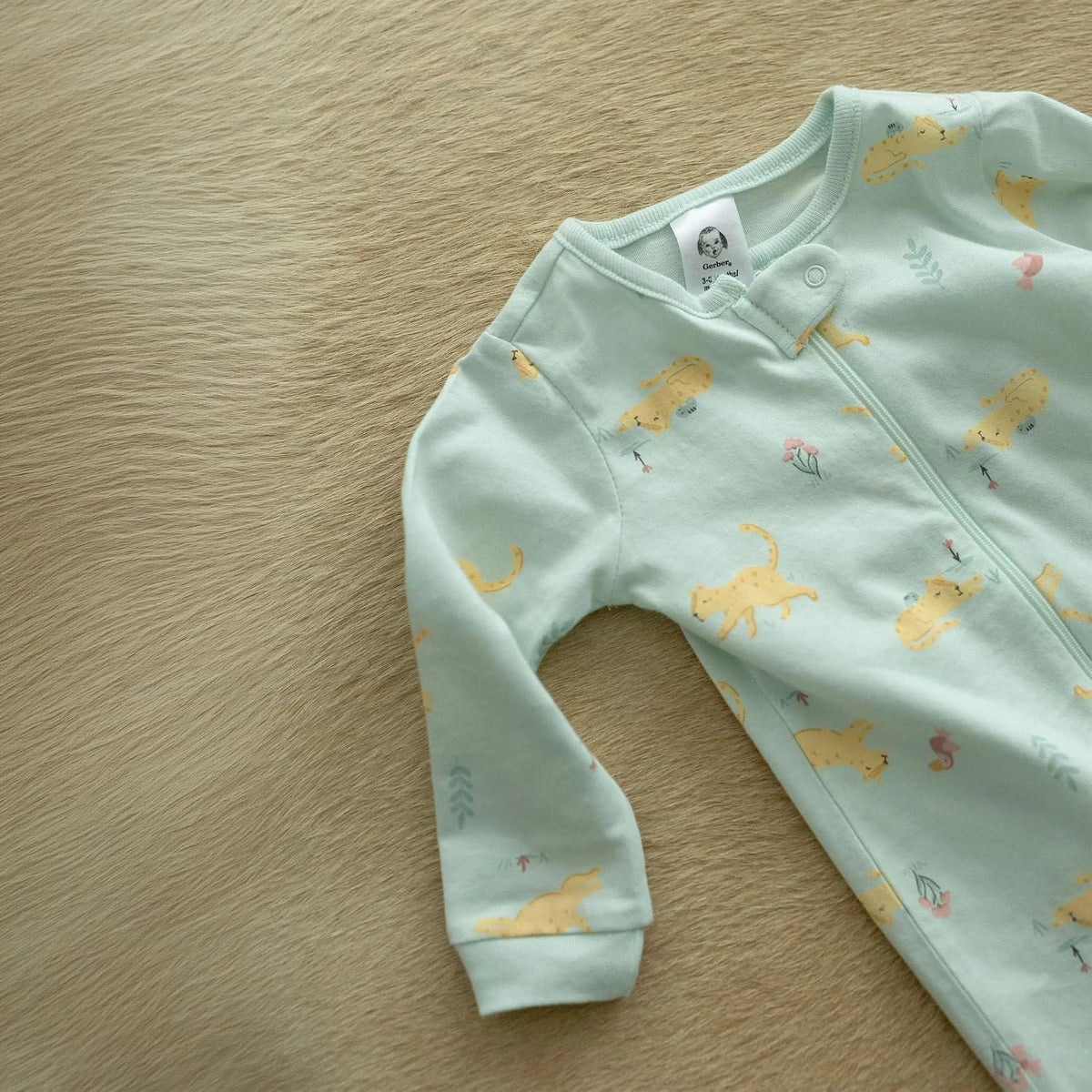 Gerber Baby Girls 4-Pack Sleep 'N Play Footie