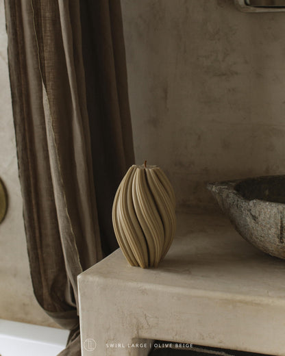 Lawa Swirl Candle