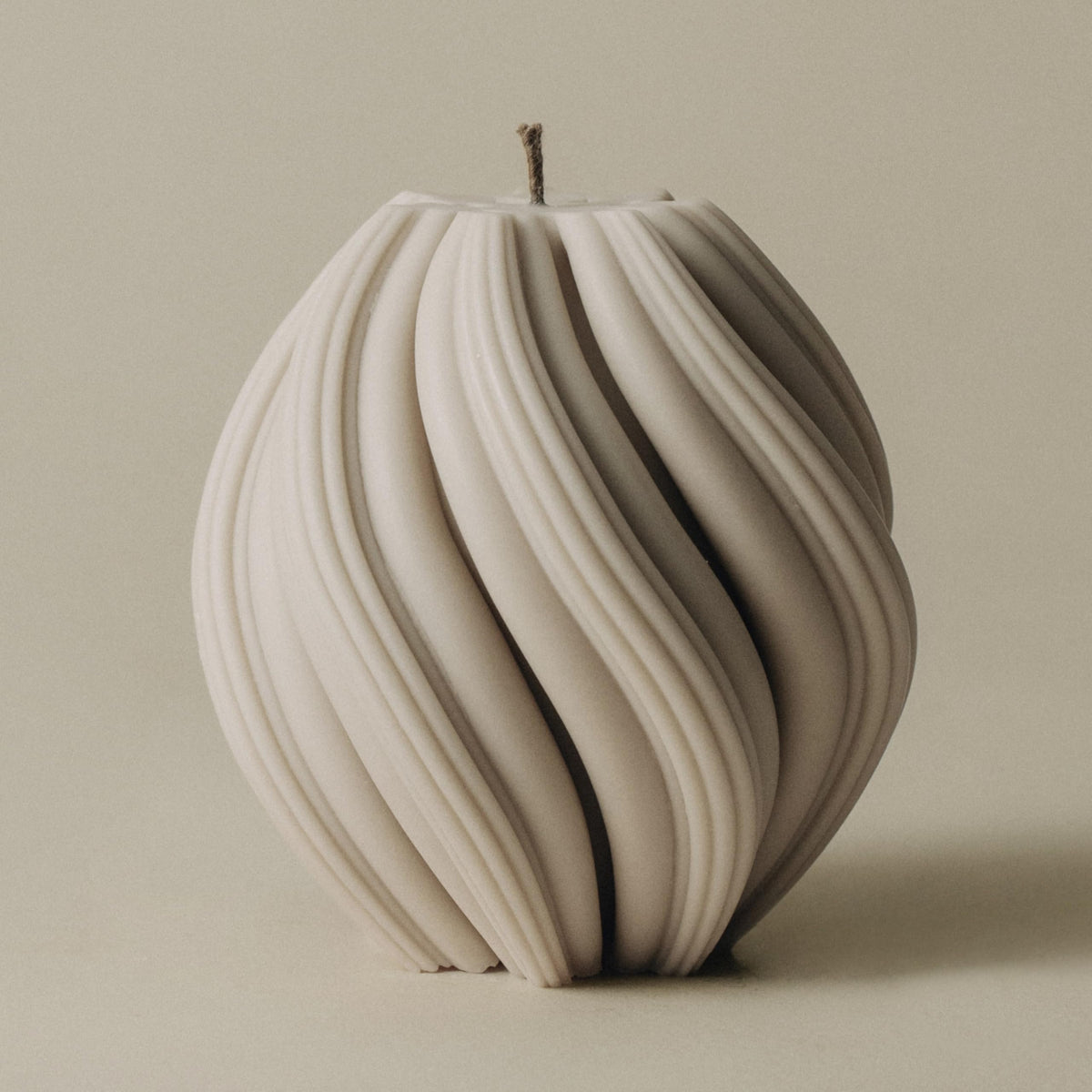 Lawa Swirl Candle