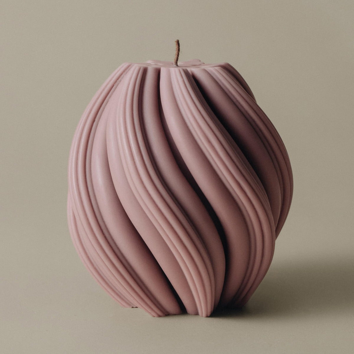 Lawa Swirl Candle