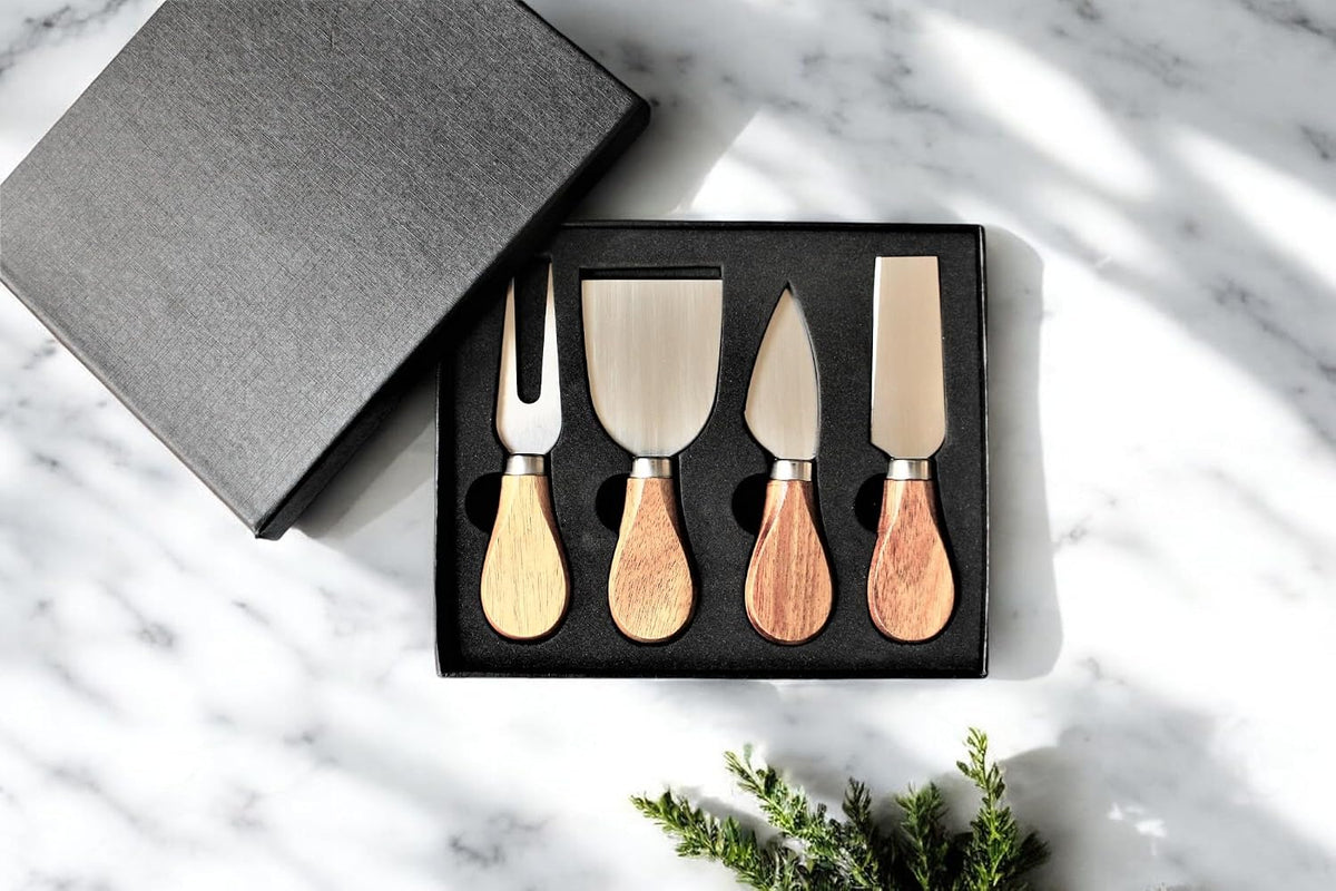 Personalized Marble and Acacia Wood Cutting Board