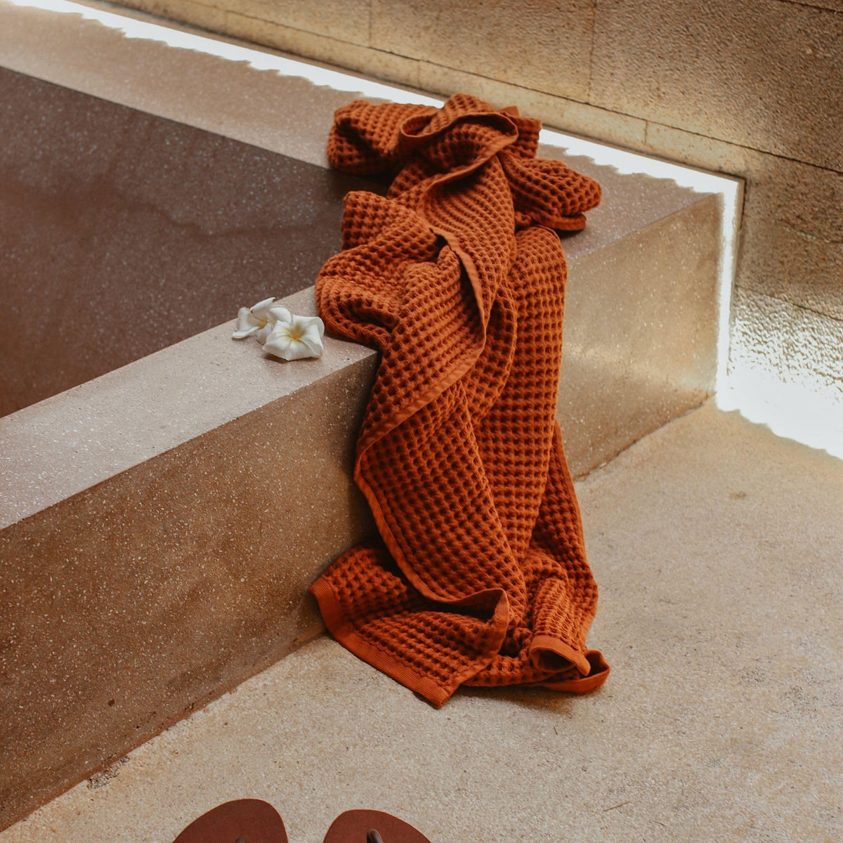 Sea Me At Home Waffle Hand Towel – 100% Turkish Cotton, Quick-Dry, Soft and Absorbent Bathroom Towel (White)