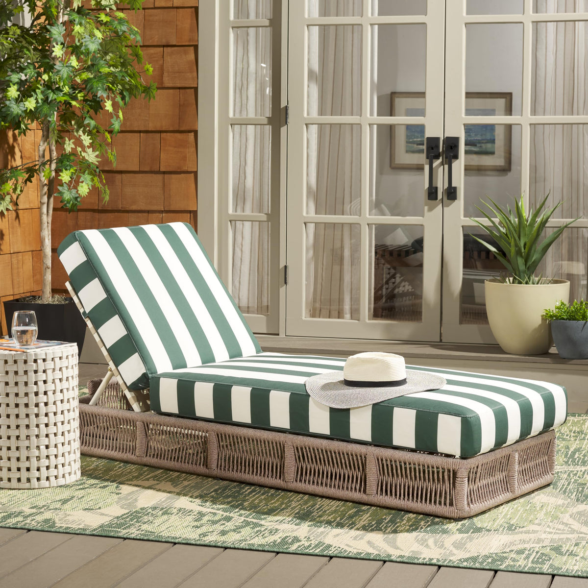 Safavieh Outdoor - Gillian Chaise Lounge Chair