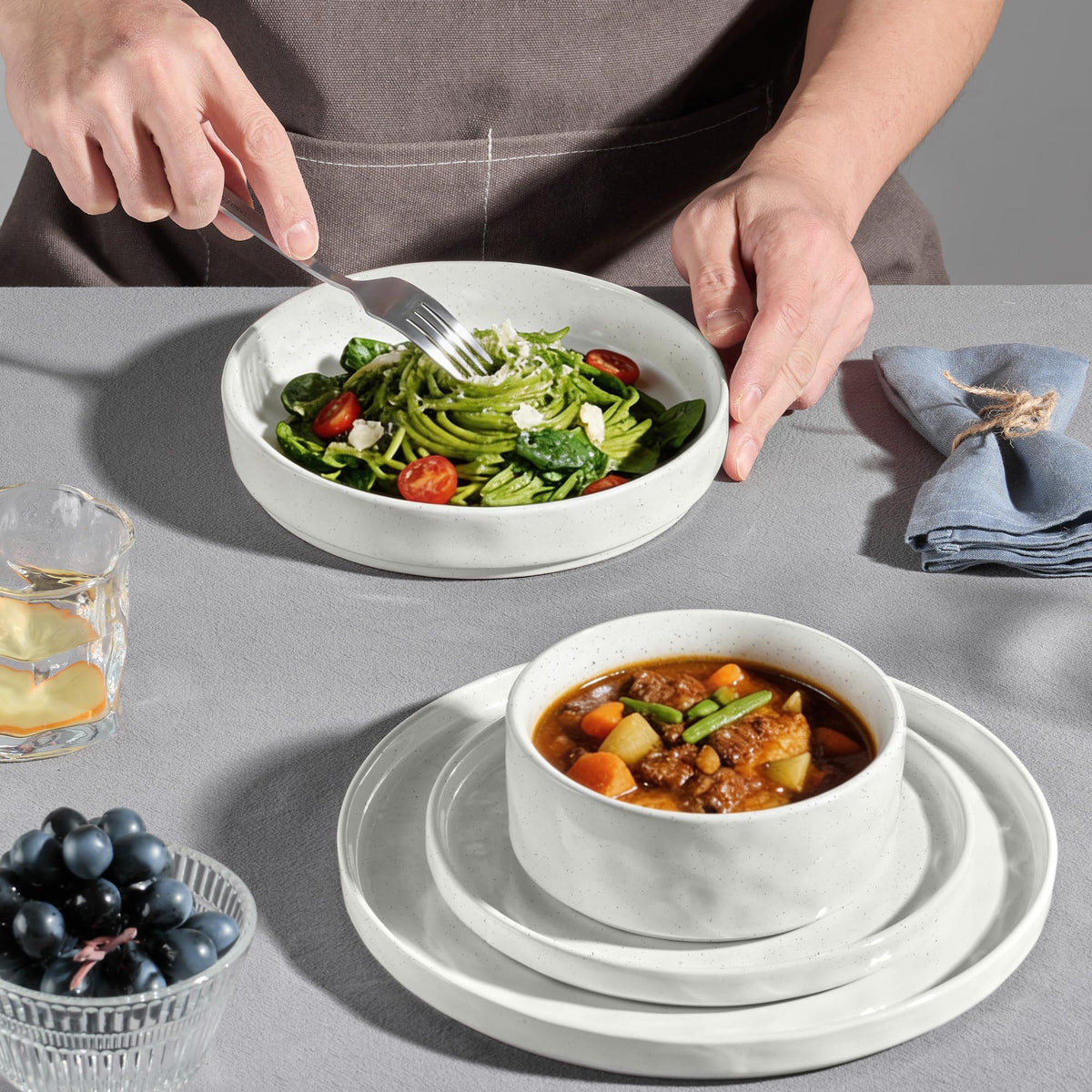 E-far Stoneware Dinnerware Set, 16-Piece Plates and Bowls Sets for 4