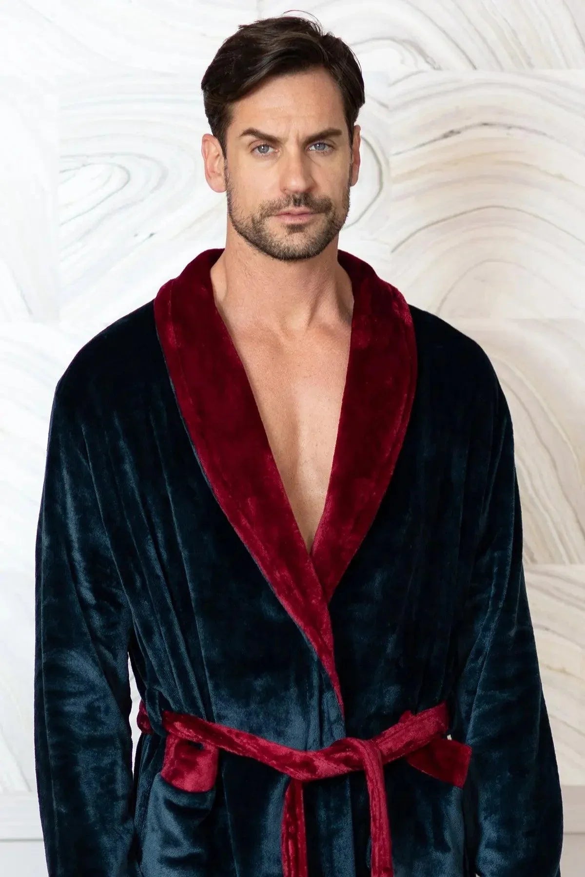 Cozy Mens Plush Robes – Built for Comfort, Designed to Last